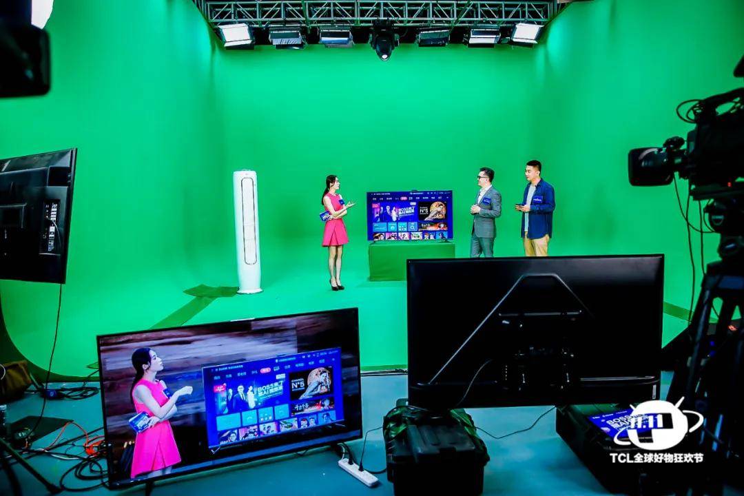女性时尚搭配